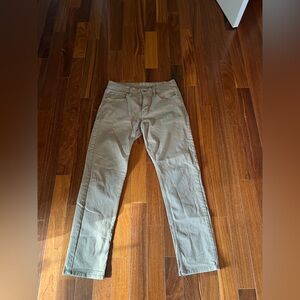 Devil Dog Dungarees Men’s Athketic stretch jean sz 30/32 in khaki color